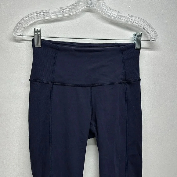 Lululemon On Your Mark  Leggings Crop 23" Cropped Pants Black W6AJFS Size 4 - Picture 8 of 9